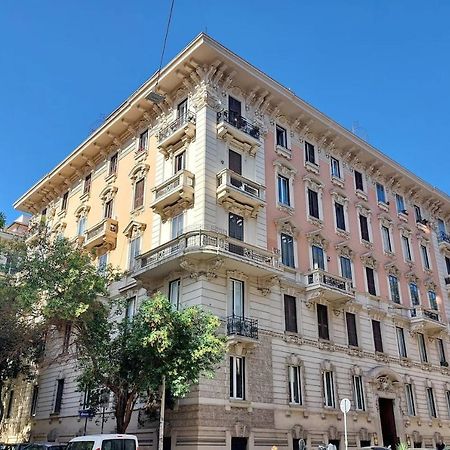 Appartamento "Corso - Cuore Di Roma" By Flatinروما المظهر الخارجي الصورة